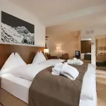 Szálloda Waldhotel & - For Body & Soul 4*