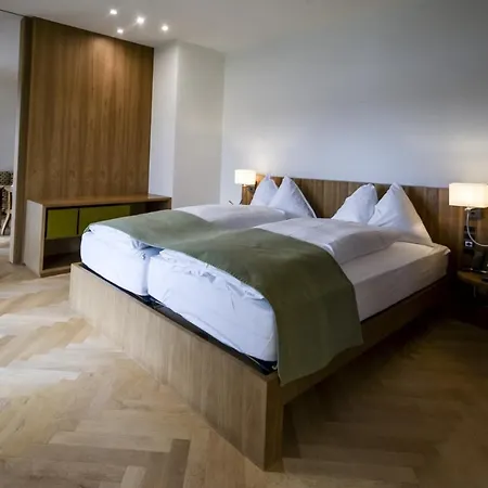 Waldhotel & - For Body & Soul 다보스