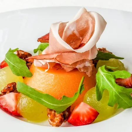 Waldhotel & - For Body & Soul Otel 4*